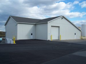 high-ceiling-commercial-garage